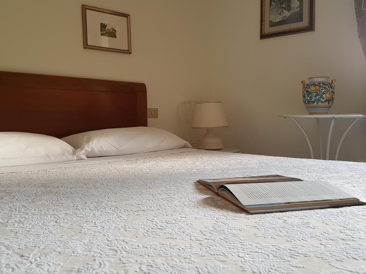 Guest House Il Giardino 埃尔萨谷口村 外观 照片