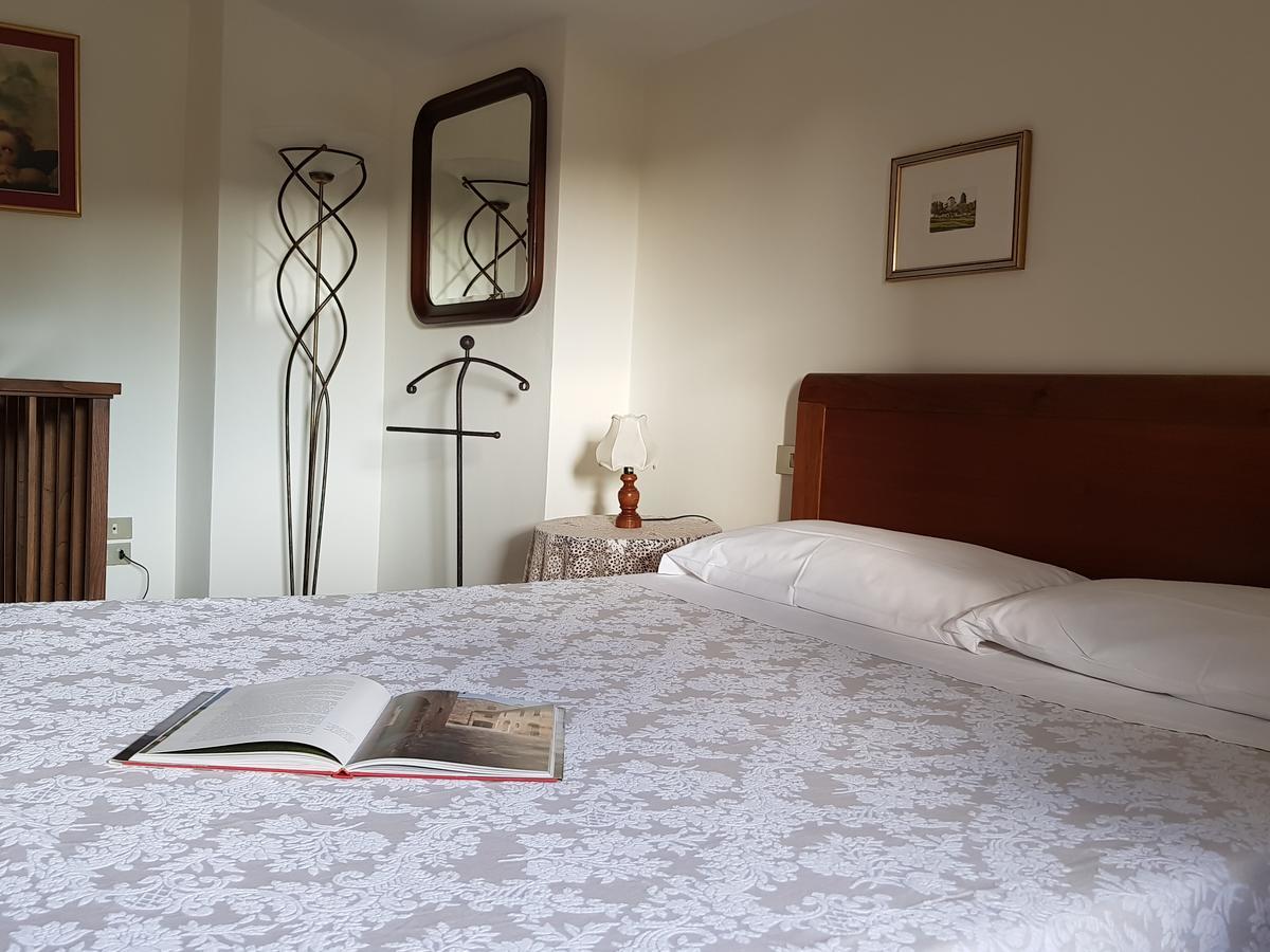 Guest House Il Giardino 埃尔萨谷口村 外观 照片