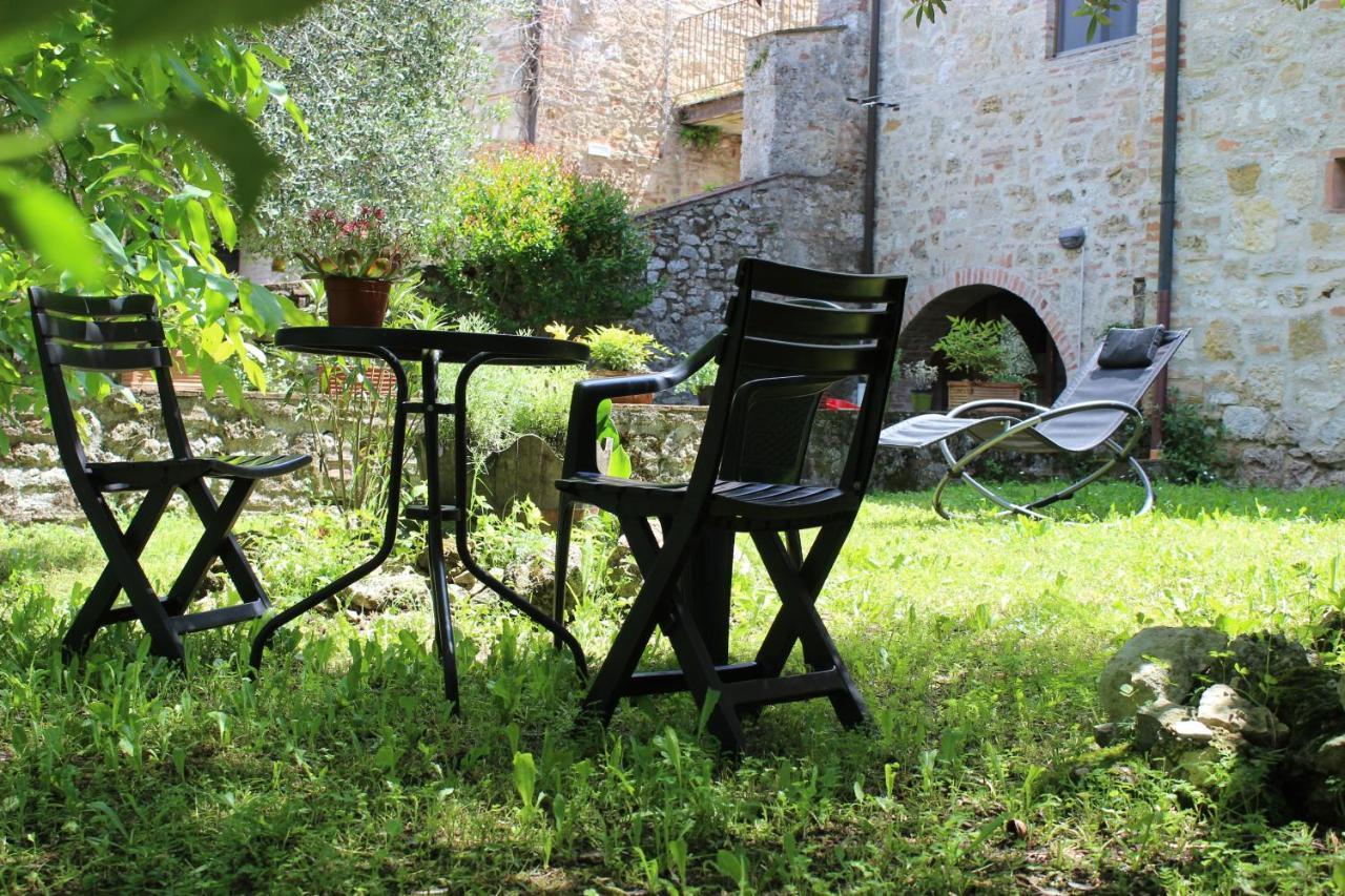 Guest House Il Giardino 埃尔萨谷口村 外观 照片